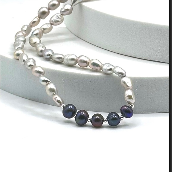 Genuine Natural Fashion Baroque Grey Nugget Necklace with Peacock Pearls - Picture 2 of 10